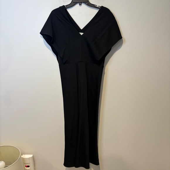 Vince Flutter Sleeve Bias Cut Midi Dress Black V Neck Side Zip Size 2 Classic - Picture 4 of 12